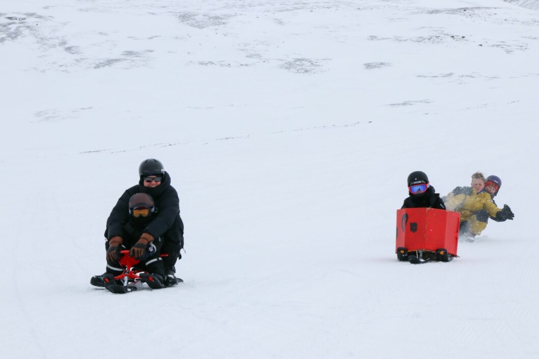 FULL FART: Laget «Kasper med familie» (t.v.) var raskeste doning ned, etter å ha vært gjennom de innledende rundene. FULL FART: Laget «Kasper med familie» (t.v.) var raskeste doning ned, etter å ha vært gjennom de innledende rundene.