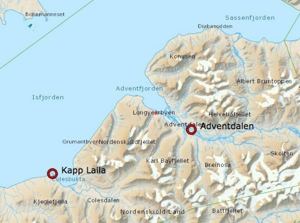 Sysselmannen måtte ut på to isbjørnoppdrag i går kveld.