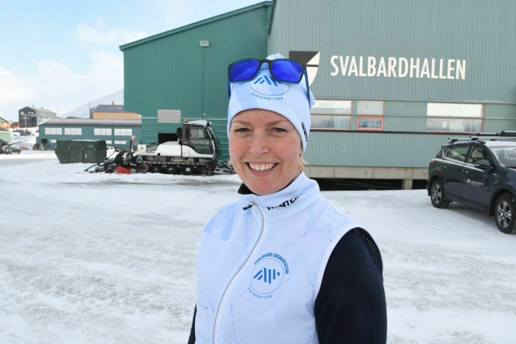 ALpinbakke: Styret i Svalbard Turn etterlyser planer for alpinbakke i Longyearbyen. Nina Lines er daglig leder.