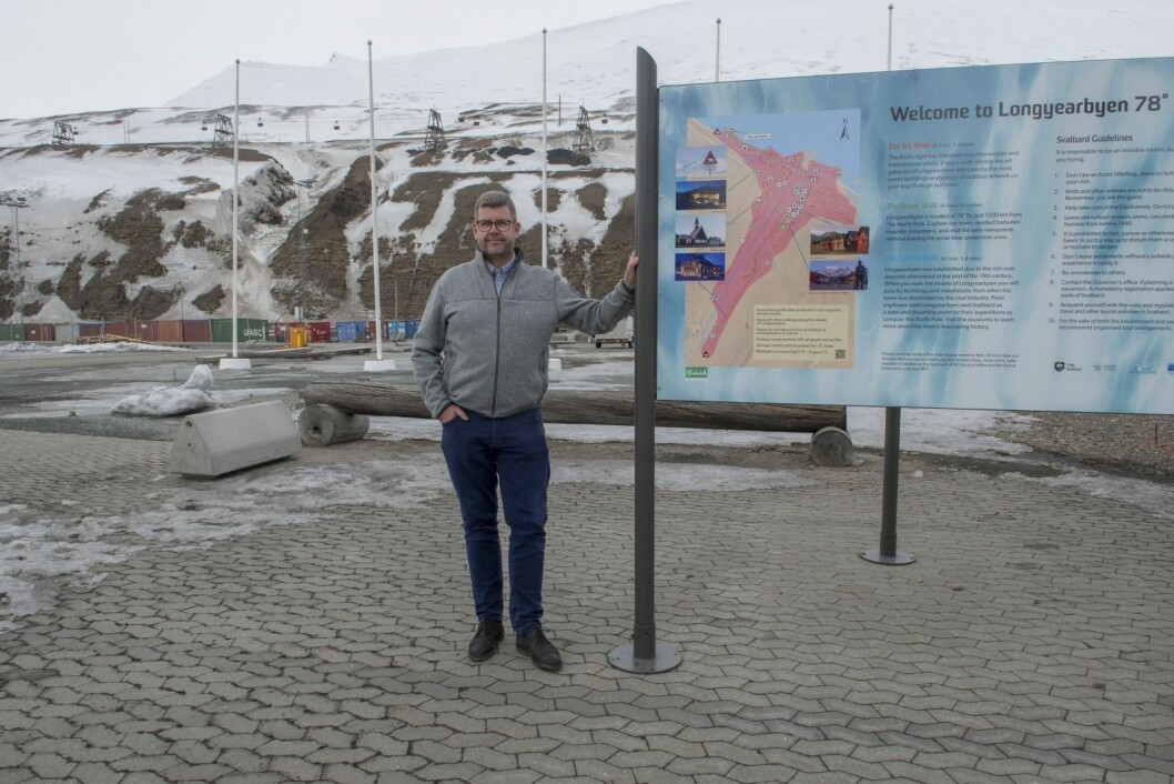 Havnesjef Kjetil Bråten er glad for at de får på plass et mer permanent publikumsbygg og nytt og bedre sanitæranlegg denne sommeren. Arbeidet starter om kort tid og bygget skal etter planen stå klart 14. juni. Da blir det åpningsfest. Havnesjef Kjetil Bråten er glad for at de får på plass et mer permanent publikumsbygg og nytt og bedre sanitæranlegg denne sommeren. Arbeidet starter om kort tid og bygget skal etter planen stå klart 14. juni. Da blir det åpningsfest.