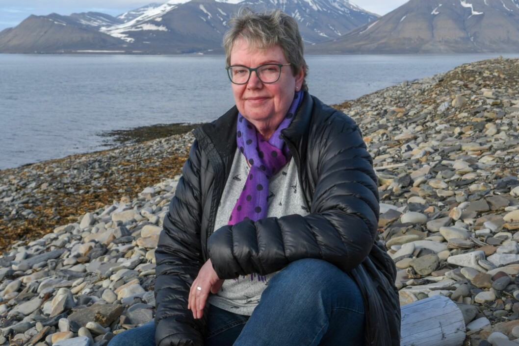 Tyve år etter at moren til Tone Bendiktsen ble drept, er noen pågrepet i saken. Tyve år etter at moren til Tone Bendiktsen ble drept, er noen pågrepet i saken.