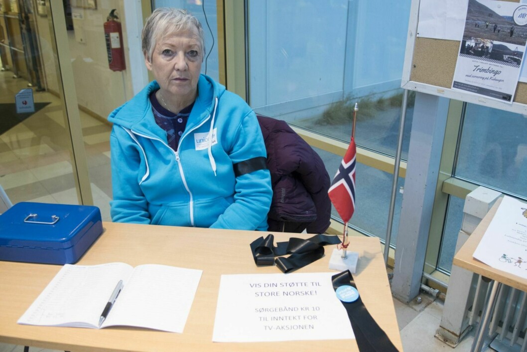 Anne Lise Klungseth Sandviks tradisjonelle loddbok har fått følge av sørgebånd.