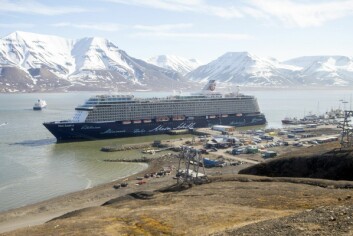 «Mein Schiff 4» har en kapasitet på 2.790 passasjerer. Båten gjestet Longyearbyen også i fjor. «Mein Schiff 4» har en kapasitet på 2.790 passasjerer. Båten gjestet Longyearbyen også i fjor.