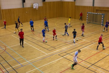 Svalbardhallen har ikke mer kapasitet, noe som går utover idrettstilbudet man kan tilby barn og voksne i Longyearbyen. Svalbardhallen har ikke mer kapasitet, noe som går utover idrettstilbudet man kan tilby barn og voksne i Longyearbyen.