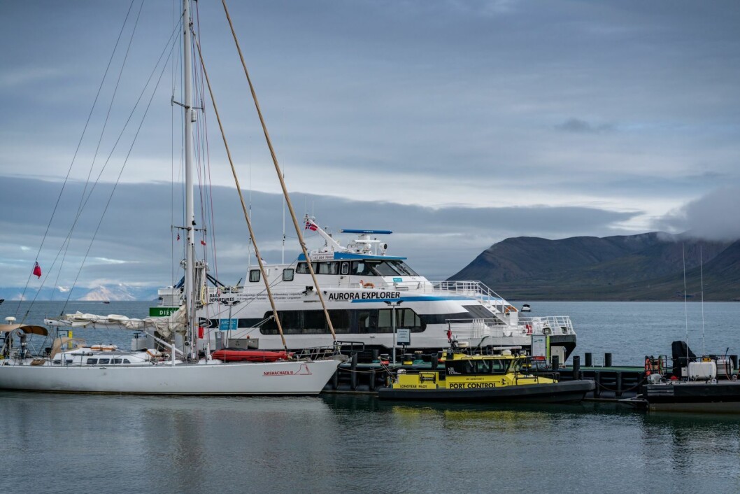 Her er «Aurora Explorer» tilbake i Longyearbyen. Her er «Aurora Explorer» tilbake i Longyearbyen.