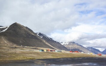 Byggene i Svea eies av Store Norske. Sysselmannen er kulturminnemyndighet. Byggene i Svea eies av Store Norske. Sysselmannen er kulturminnemyndighet.