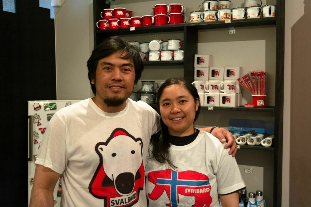 Ny butikk: Manatsanan Kosanthia har åpnet ny butikkk sammen med ektemannen Hatt Piyapong.