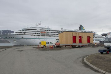 Toalett- og dusjanlegg er snart klar til å tas i bruk av de som kommer sjøveien til Longyearbyen. Toalett- og dusjanlegg er snart klar til å tas i bruk av de som kommer sjøveien til Longyearbyen.
