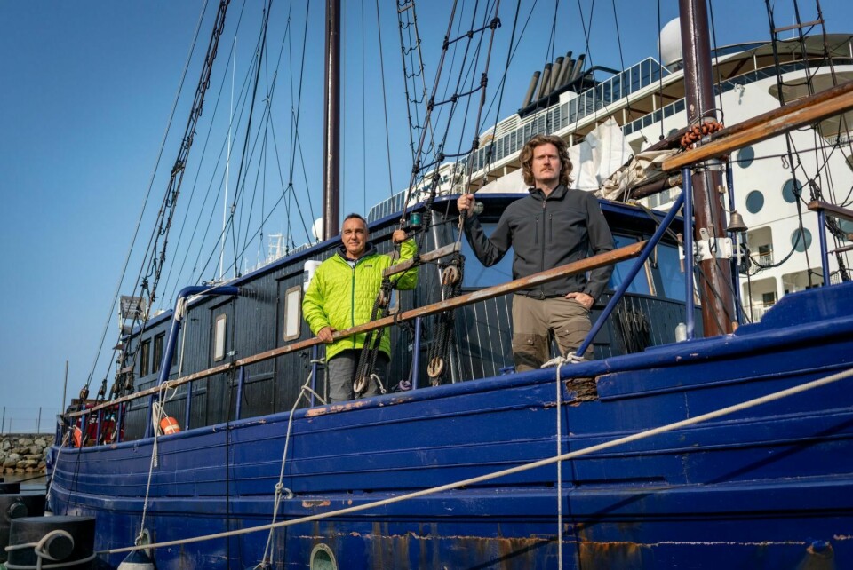 ALT BLE SPOLERT: Simone Orlandini og Massimo Arcangeli fra Italia var to av mannskapet som var om bord i båten som kom i havsnød sør for Sørkapp på Svalbard. Nå har hele ekspedisjonen deres blitt avlyst.