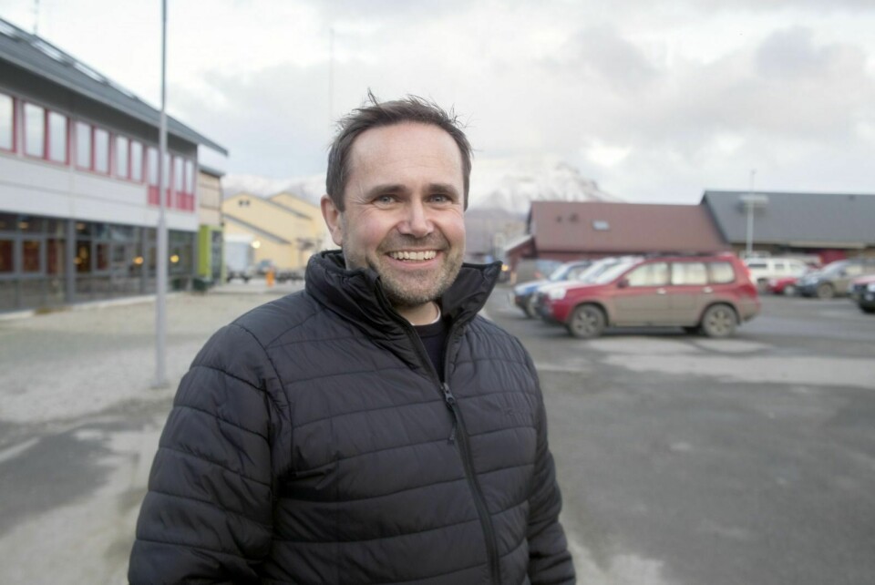Longyearbyen lokalstyre, her ved Morten Dyrstad, har søkt midler for å kunne opprette en batteripark tilknyttet energiverket.