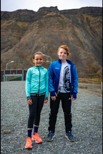 Madelin Stiberg og Sander Higraff arrangerer løp til inntekt for Barnekreftforeningen. Begge har opplevd betydningen av foreningen. Madelin fikk blodkreft da hun var fem år, mens Sander fikk diagnosen lymfekreft som åtteåring.