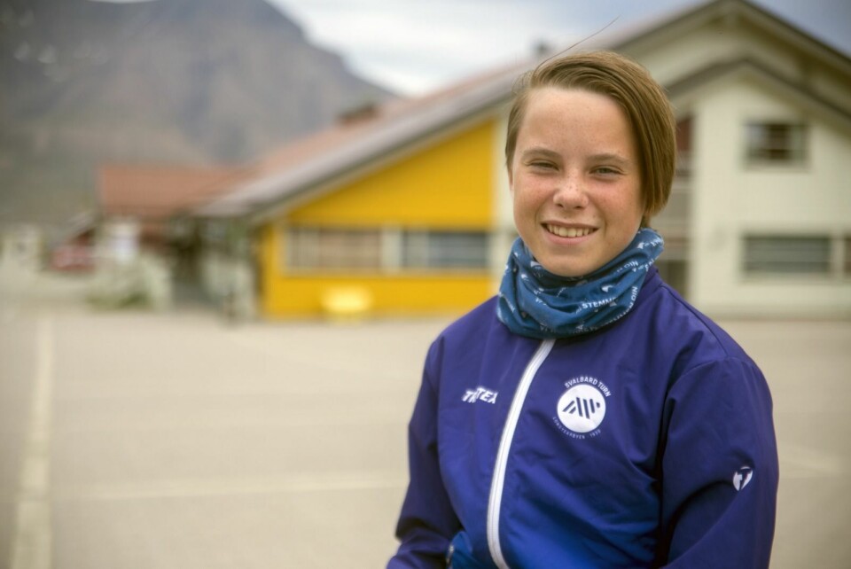 ENGASJERT: Noah Andreas Leinan Johannessen og Svalbard Unge Høyre mener det er viktig at skoleelever har en helsesykepleier å gå til. ENGASJERT: Noah Andreas Leinan Johannessen og Svalbard Unge Høyre mener det er viktig at skoleelever har en helsesykepleier å gå til.