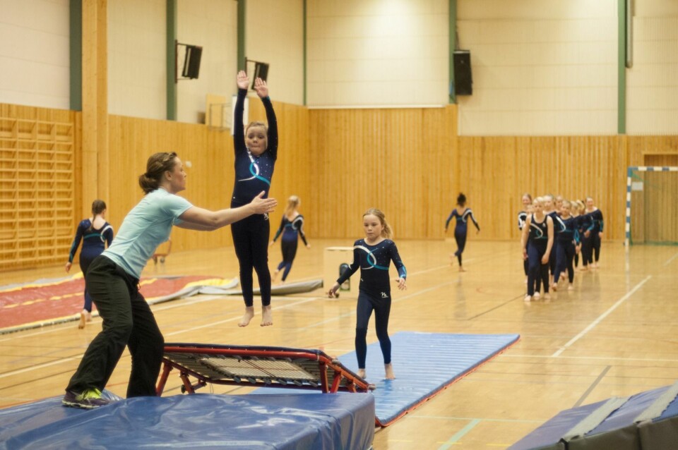 De eldste viste både hopp og salto.