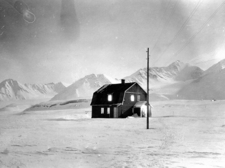 Roald Amundsen bodde i Amundsenvillaen i korte perioder i 1925 og 1926. Roald Amundsen bodde i Amundsenvillaen i korte perioder i 1925 og 1926.