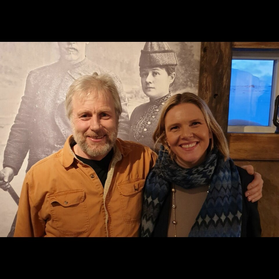 Jørn Dybdahl er førstekandidat for Longyearbyen Fremskrittsparti. Her sammen med nestleder i partiet, Sylvi Listhaug.