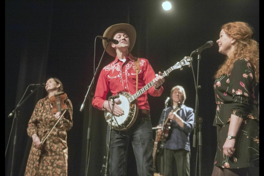 Blåmyra Bluegrass fikk det til å svinge på Huset i helga i sin tiende årlige konsert.