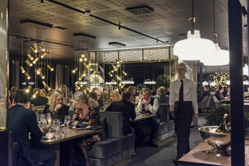 Dette er helt klart en av de stedene man bør ha på lista hvis man er på besøk i Longyearbyen. Funktionærmessen restaurant ble kåret til årets totalopplevelse 2019.