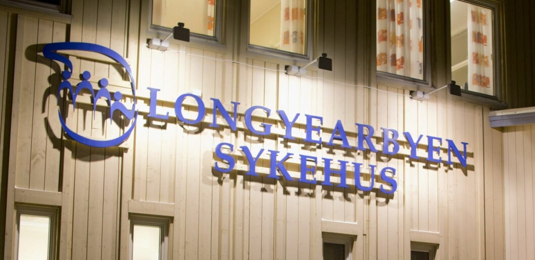 En person ble lagt inn på sykehuset til observasjon natt til søndag. En person ble lagt inn på sykehuset til observasjon natt til søndag.