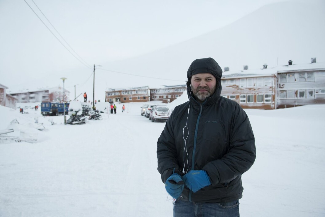 Lokalstyreleder, Arild Olsen, rett etter skredet som raserte to leilighetsbygg i Lia i februar i år. Lokalstyreleder, Arild Olsen, rett etter skredet som raserte to leilighetsbygg i Lia i februar i år.
