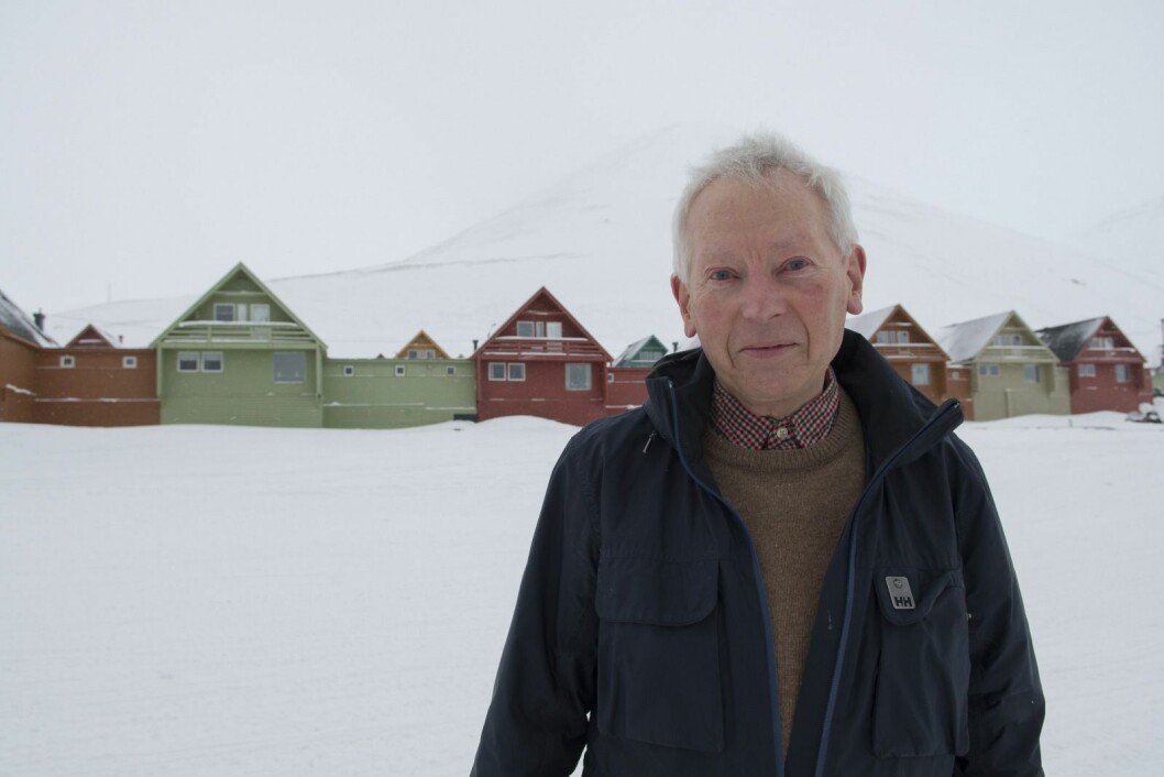 Reinhard Mook mener uventa snøskred har utløst strengere tiltak enn nødvendig. Reinhard Mook mener uventa snøskred har utløst strengere tiltak enn nødvendig.
