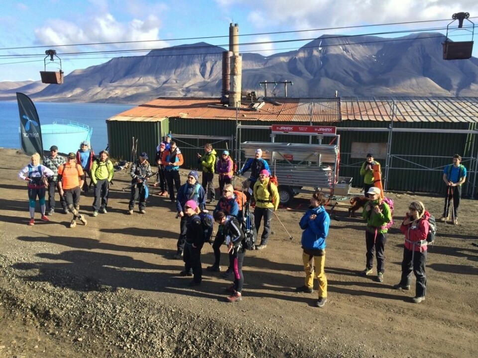 Løperne før start. 39 personer stilte til start i den andre utgaven av Topptrimutfordringen.