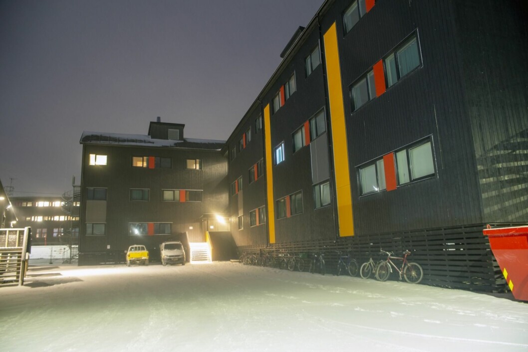 Studenboligene på Sjøskrenten er under utbedring på grunn av en reklamasjonsfeil. Studenboligene på Sjøskrenten er under utbedring på grunn av en reklamasjonsfeil.