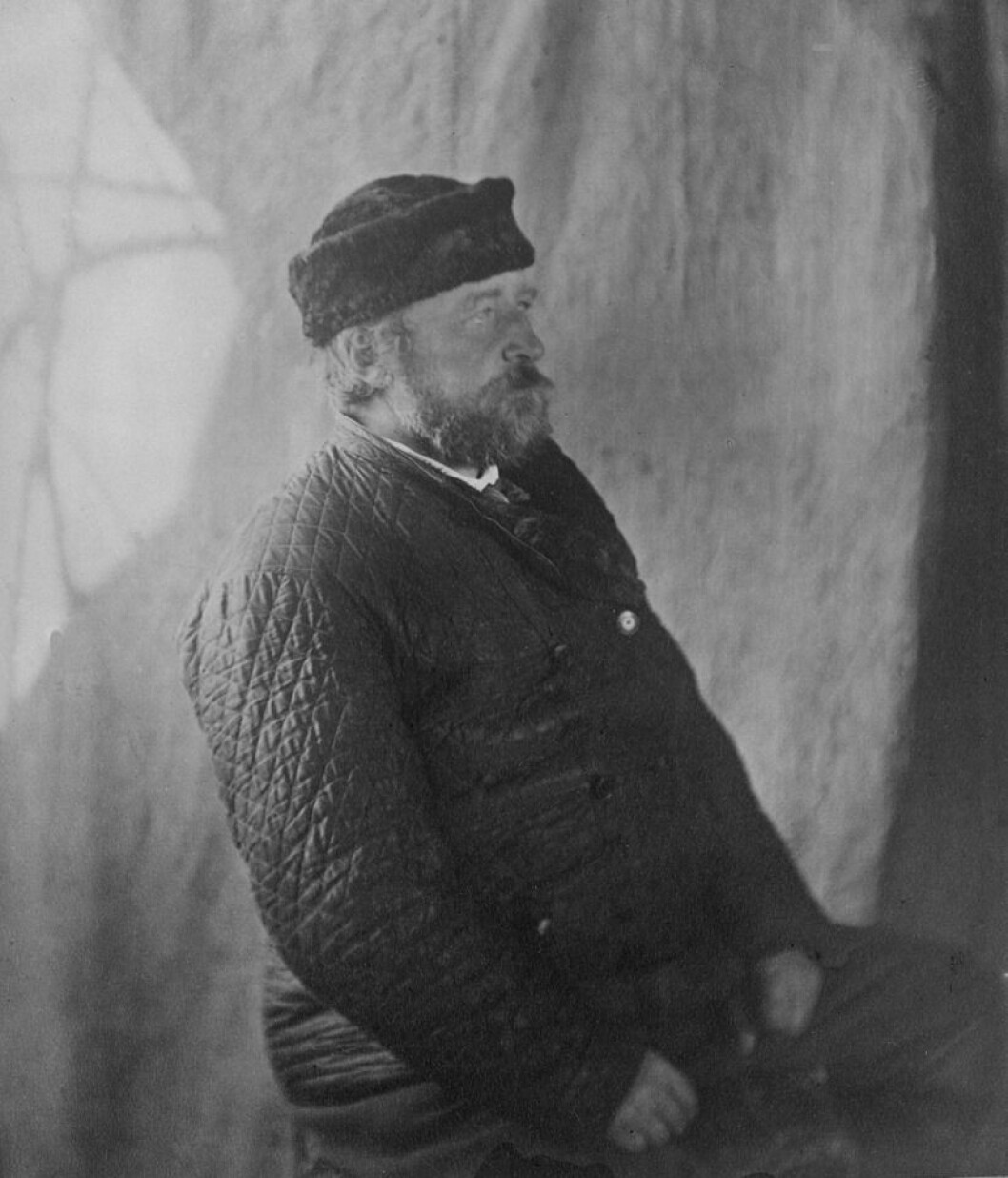 Fotografi: av Nordenskiöld tatt i forbindelse med ekspedisjonen gjennom Nordøstpassasjen.