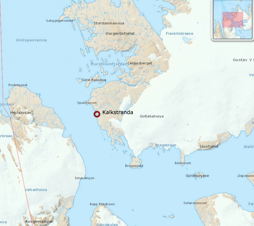 Båten ser ut til å ha grunnstøtt i området rundt Kalkstranda i Hinlopenstretet. Båten ser ut til å ha grunnstøtt i området rundt Kalkstranda i Hinlopenstretet.