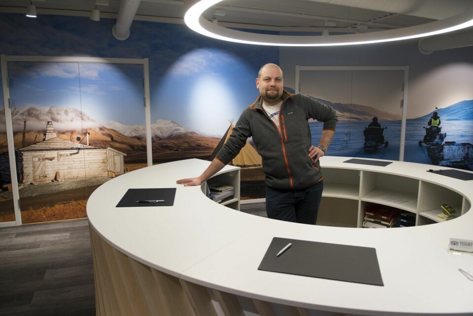 HURTIGRUTEN SVALBARD: Direktør for opplevelser i Hurtigruten Svalbard, Tore Magne Hoem, sier det vil bli vanskeligere å få tak i kvalifiserte guider, men det er en utfordring reiselivet må ta. HURTIGRUTEN SVALBARD: Direktør for opplevelser i Hurtigruten Svalbard, Tore Magne Hoem, sier det vil bli vanskeligere å få tak i kvalifiserte guider, men det er en utfordring reiselivet må ta.