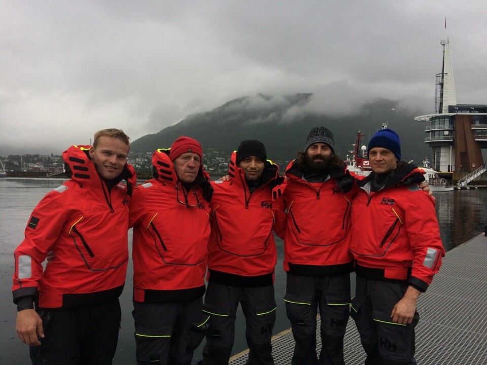 Norske Tor Wigum (t.v.), walisiske Jeff Willis, indiske Roy Tathagata, amerikanske Carlo Facchino og islandske Fiann Paul skal ro fra Tromsø til Svalbard. Norske Tor Wigum (t.v.), walisiske Jeff Willis, indiske Roy Tathagata, amerikanske Carlo Facchino og islandske Fiann Paul skal ro fra Tromsø til Svalbard.