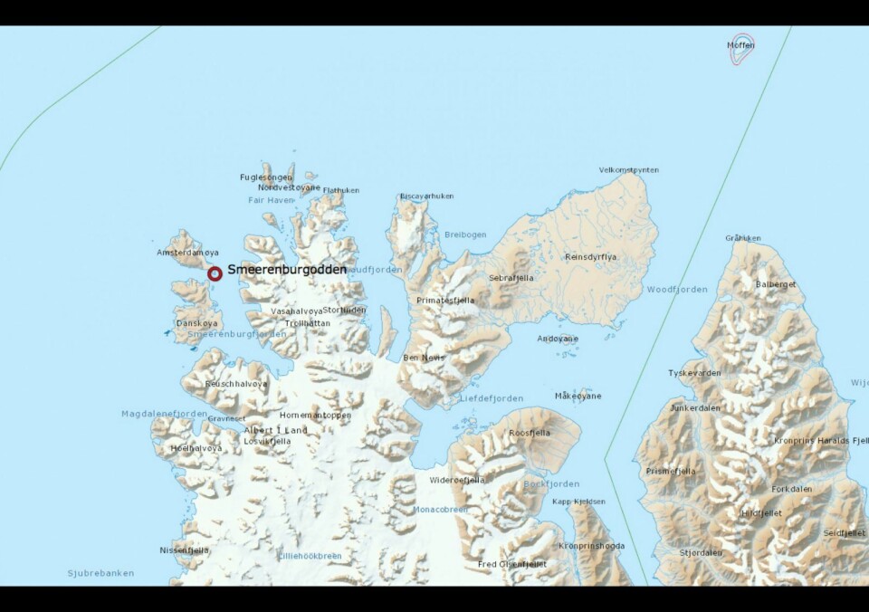Smeerenburg ligger på Amsterdamøya helt nordvest på Spitsbergen. Smeerenburg ligger på Amsterdamøya helt nordvest på Spitsbergen.