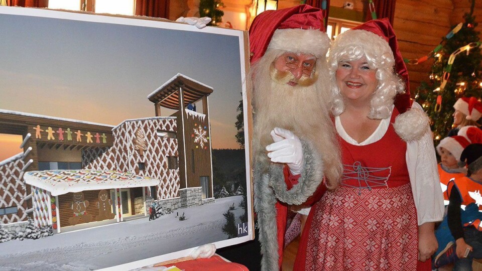 Nissefar og nissemor på Savalen i Tynset har både pakkemaskin og pepperkakehus.