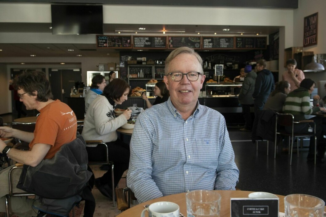 Kultursjef Roger Zahl Ødegård forteller at han har gode tilbakemeldinger på hvordan kafeen har utviklet seg i det siste.