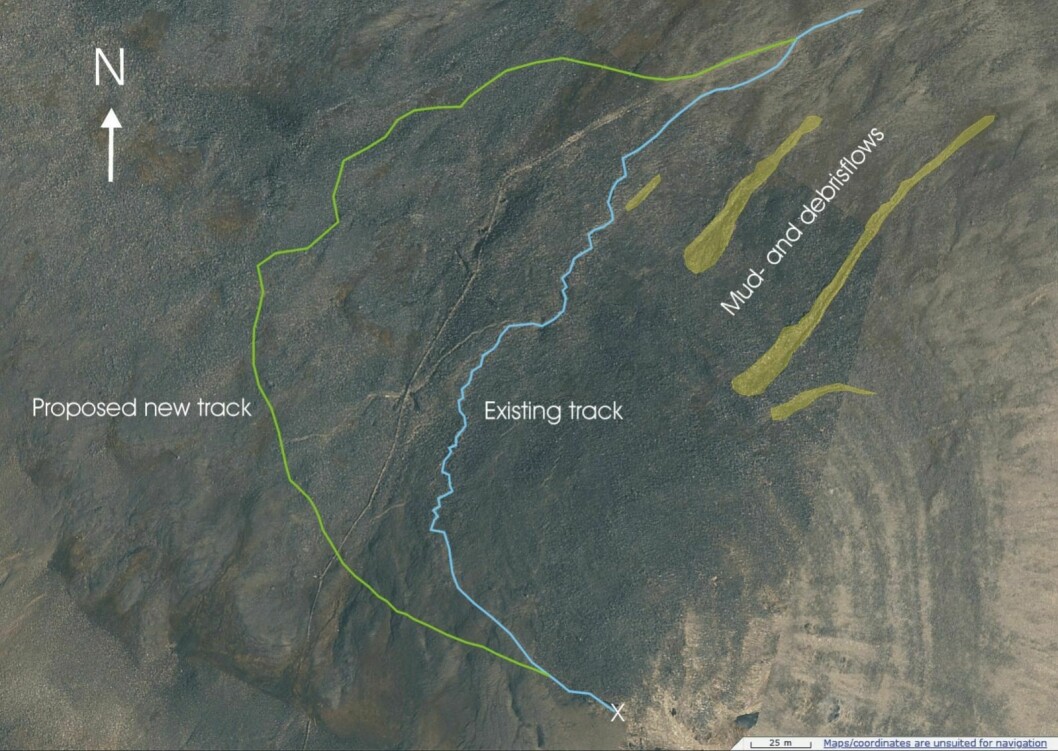 Den blå linjen viser deler av dagens sti opp mot Platåberget. Sherpastien er tenkt å følge den eksisterende et stykke. Den grønne delen er foreslått som ny sti, fordi det er mer stabile grunnforhold der.