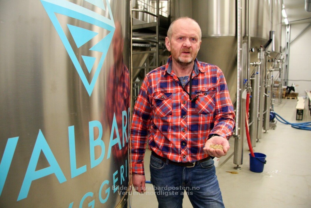 NTB melder at regjeringen foreslår et kutt i alkoholavgiften. Robert Johansen er positiv til forslaget, men ikke helt overbevist. NTB melder at regjeringen foreslår et kutt i alkoholavgiften. Robert Johansen er positiv til forslaget, men ikke helt overbevist.