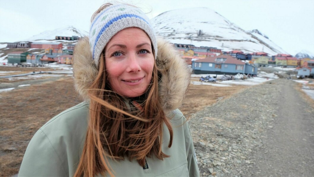 Linn Cecilie Blekkerud forklarer hvorfor Longyearbyen kan ha bærekraftig reiseliv til tross for kullbasert energi og flyfrakt.