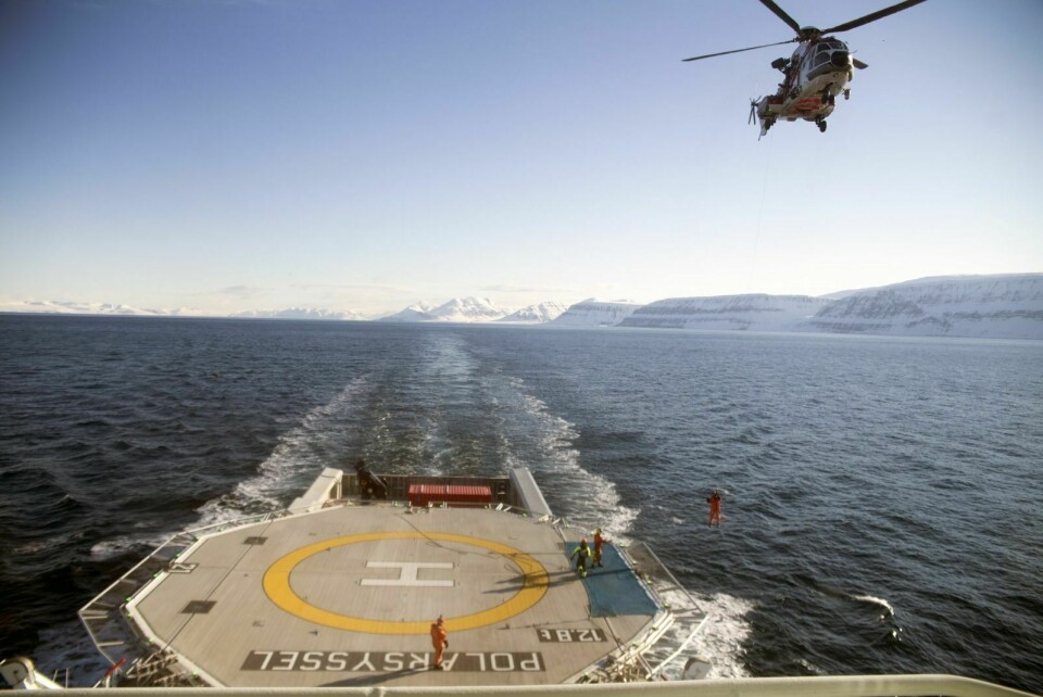 MS «Polarsyssel» deltar lørdag på øvelsen Sarex nord for Ny-Ålesund.