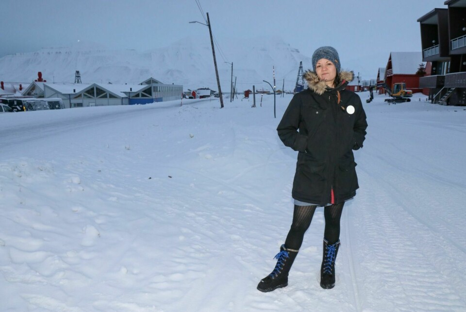 RAMMES HARDT: Renate Pedersen er dalig leder i Basecamp Explorer. Dersom fjordene stenges for trafikk, vil selskapets virksomhet og hytte ved Nordenskiöldbreen i perioder ikke kunne drives.