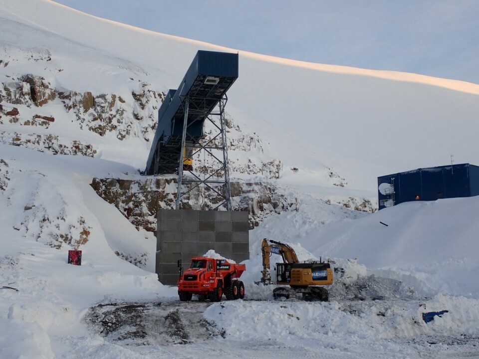 Her fjernes stackeren på Lunckefjell.