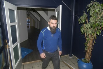 Senterleder Trond Strugstad har fått kontroll på situasjonen på Lompensenteret og forteller at butikkene vil ha åpent som normalt onsdag. Senterleder Trond Strugstad har fått kontroll på situasjonen på Lompensenteret og forteller at butikkene vil ha åpent som normalt onsdag.