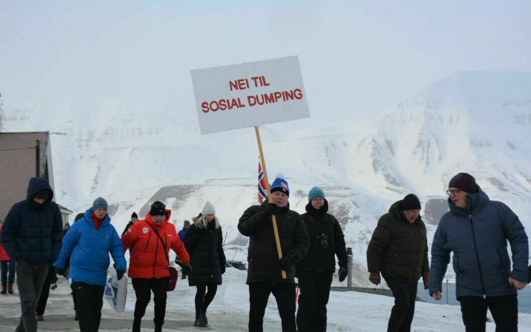 Søndag kveld arrangerte LO Svalbard offisiell markering av arbeiderenes dag.