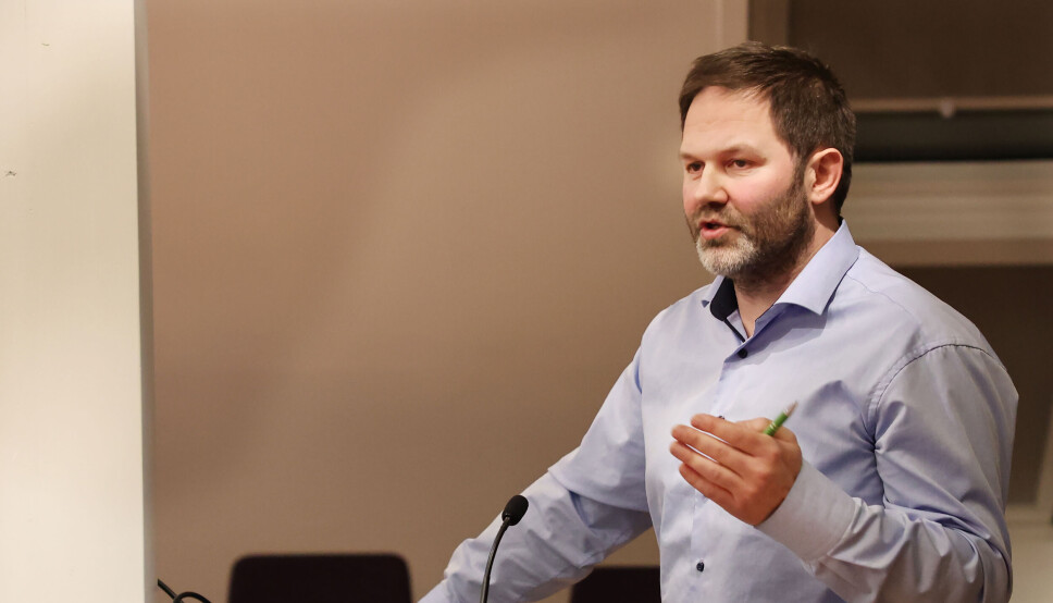 Lokalstyreleder Arild Olsen (Ap) har sterke meninger om uttalelsene til næringsminister Jan Christian Vestre. Lokalstyreleder Arild Olsen (Ap) har sterke meninger om uttalelsene til næringsminister Jan Christian Vestre.