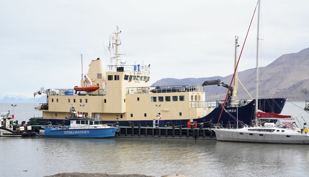 M/S Virgo til kai i Longyearbyen havn etter grunnstøtingen i Fuglefjorden i juni.