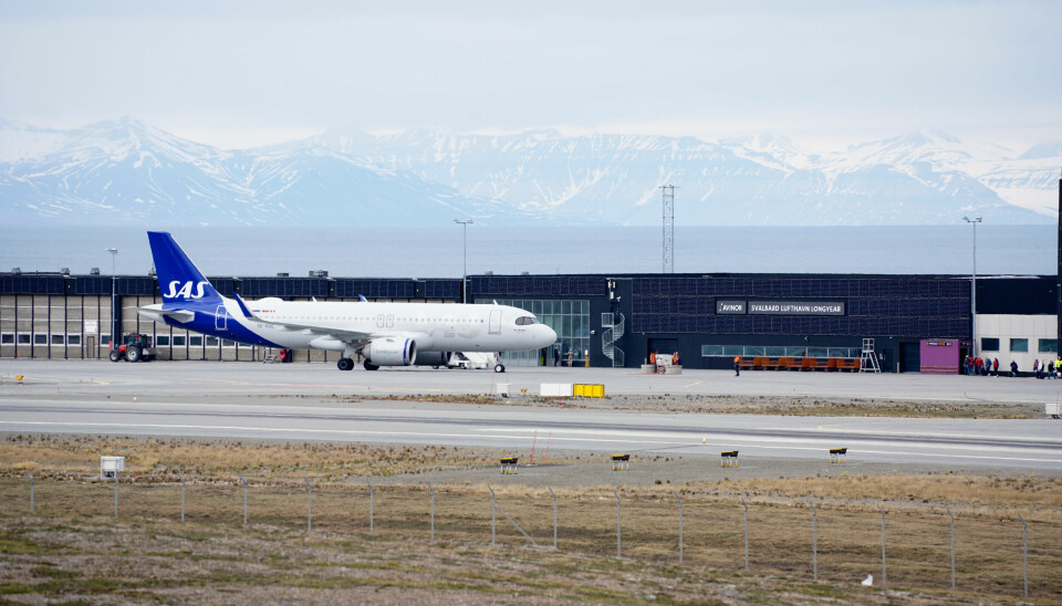 SAS sitt nyeste fly på Svalbard Lufthavn.