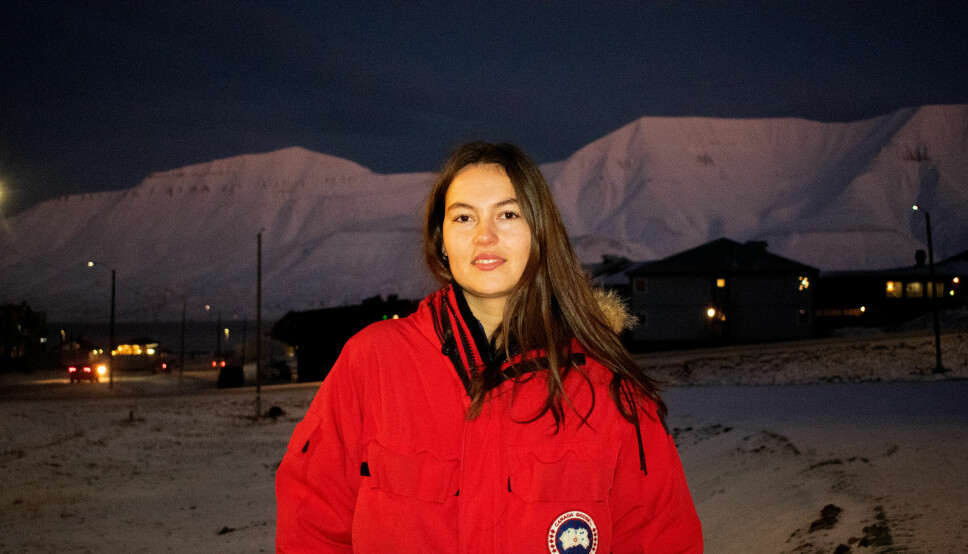 Feltarbeid: Naturen har alltid interessert Luna Macdonald Heilmann. Nå lurer hun på hva slags relasjon folket på Svalbard har til naturen.