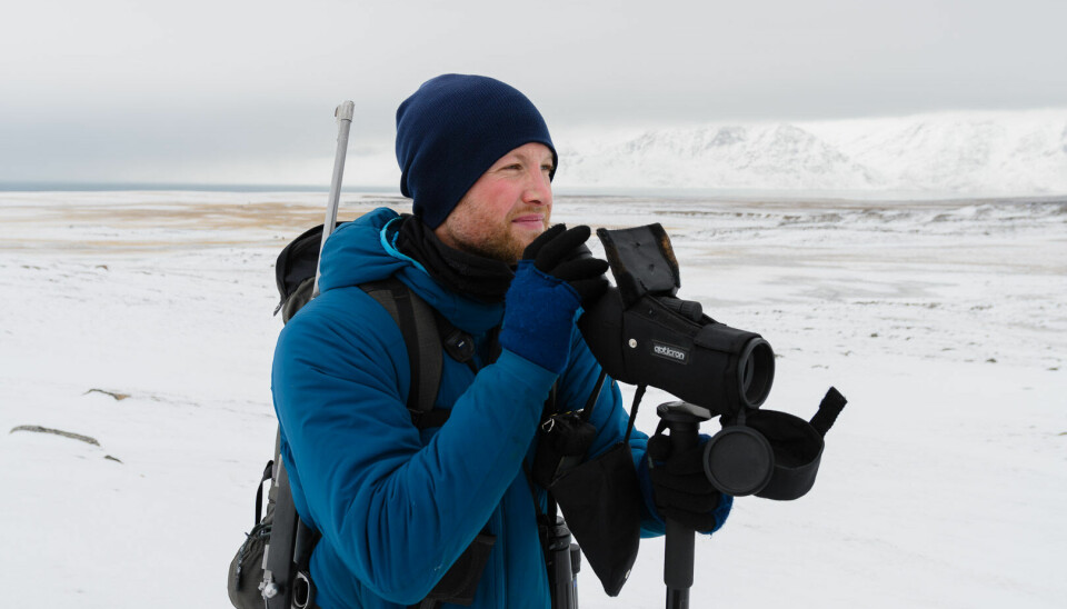 Fugleforskning: Norsk Polarinstitutts Jesper Mosbacher har blitt tildelt 344.000 kroner til droneovervåkning av vadefugler ved Kongsfjorden.