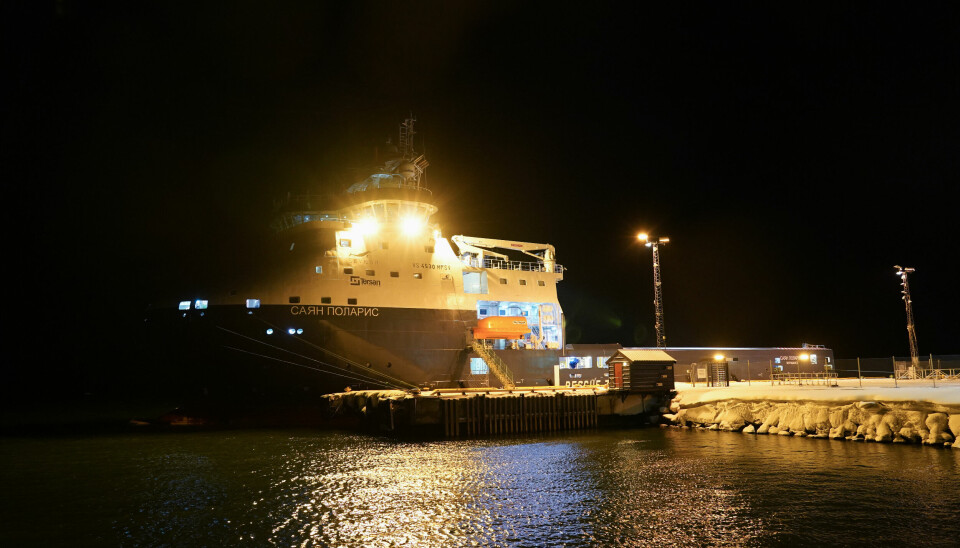 Det russiske forsyningsskipet Sayan Polaris blir liggende i Longyearbyen i én til to uker.