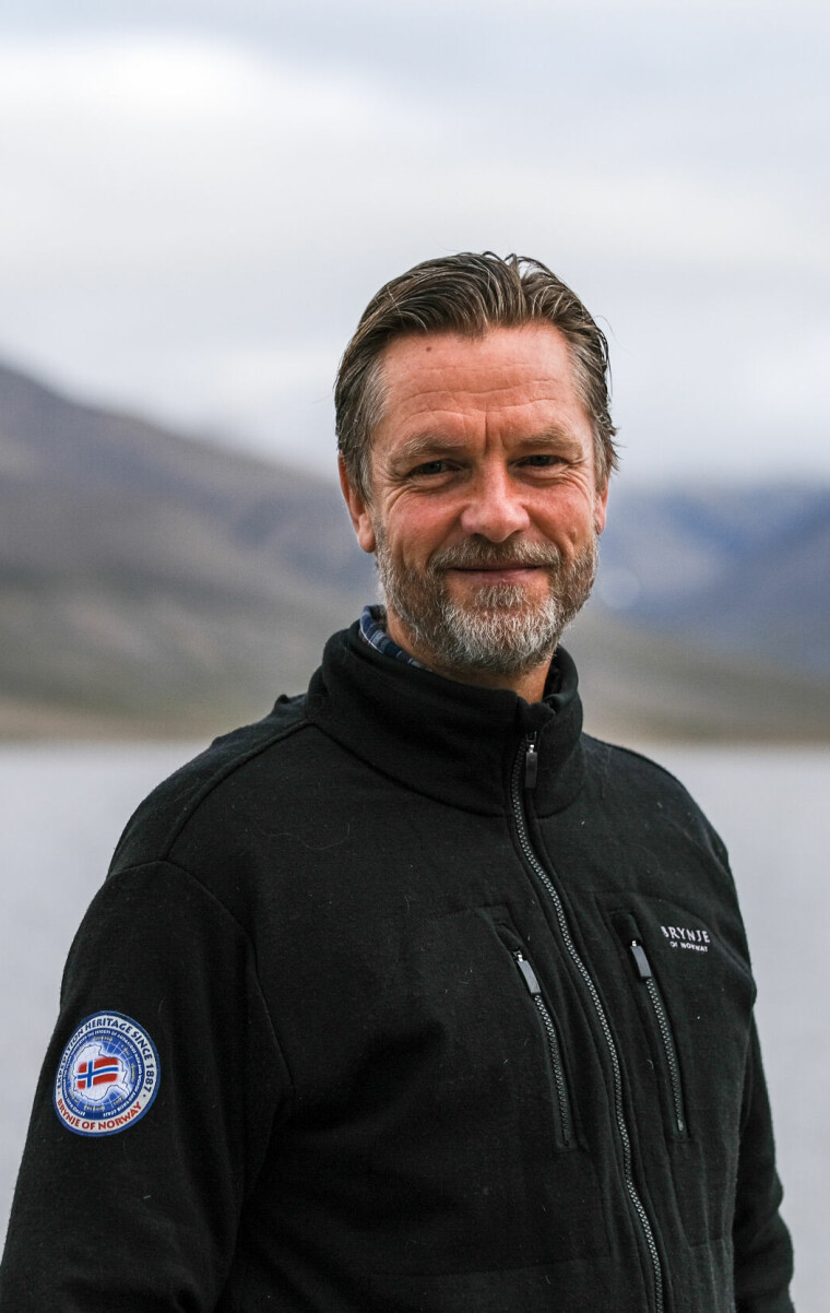 Terje Aunevik har bodd på Svalbard i 25 år. Han har lovet seg selv ikke å bli en av dem som sutrer over at alt var bedre før.