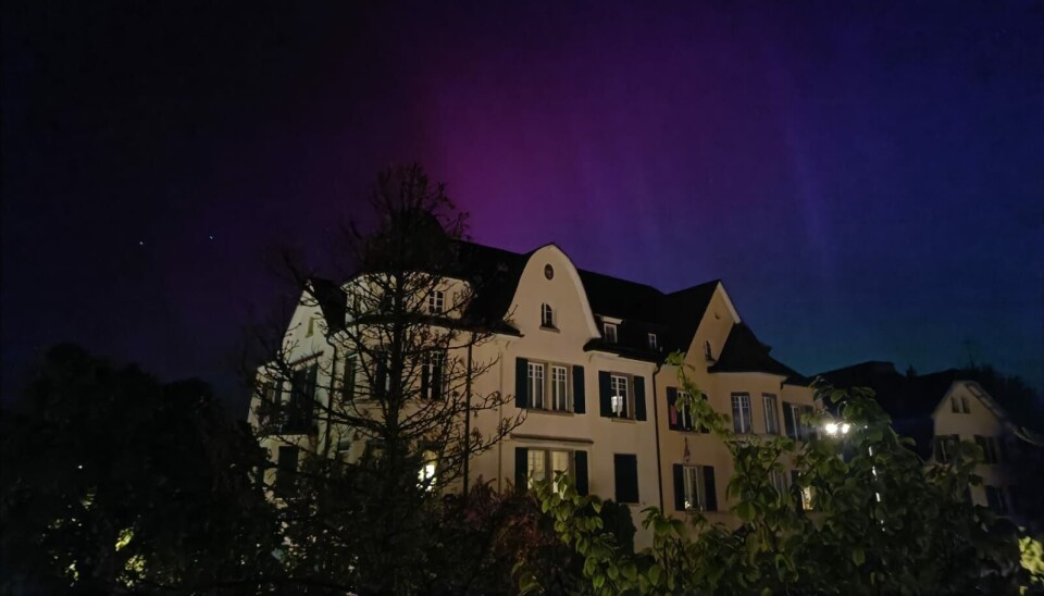 Andre uka i mai strekte nordlysbeltet seg nedover hele Sør-Europa. Her i Bern, Sveits. Solstorm. Nordlys.