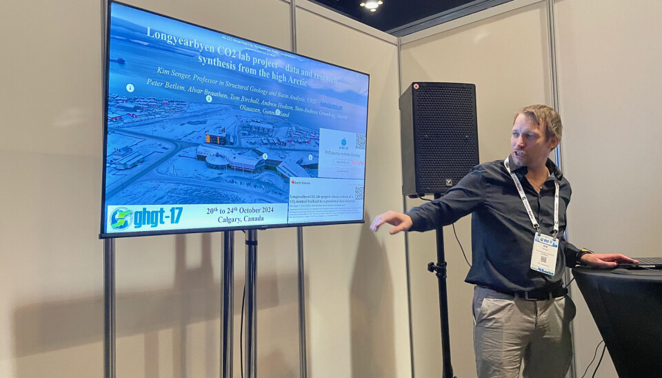Professor Kim Senger ved Unis fortalte om CO2-lagringsprosjektet i Adventdalen i Longyearbyen på stor konferanse Calgary.